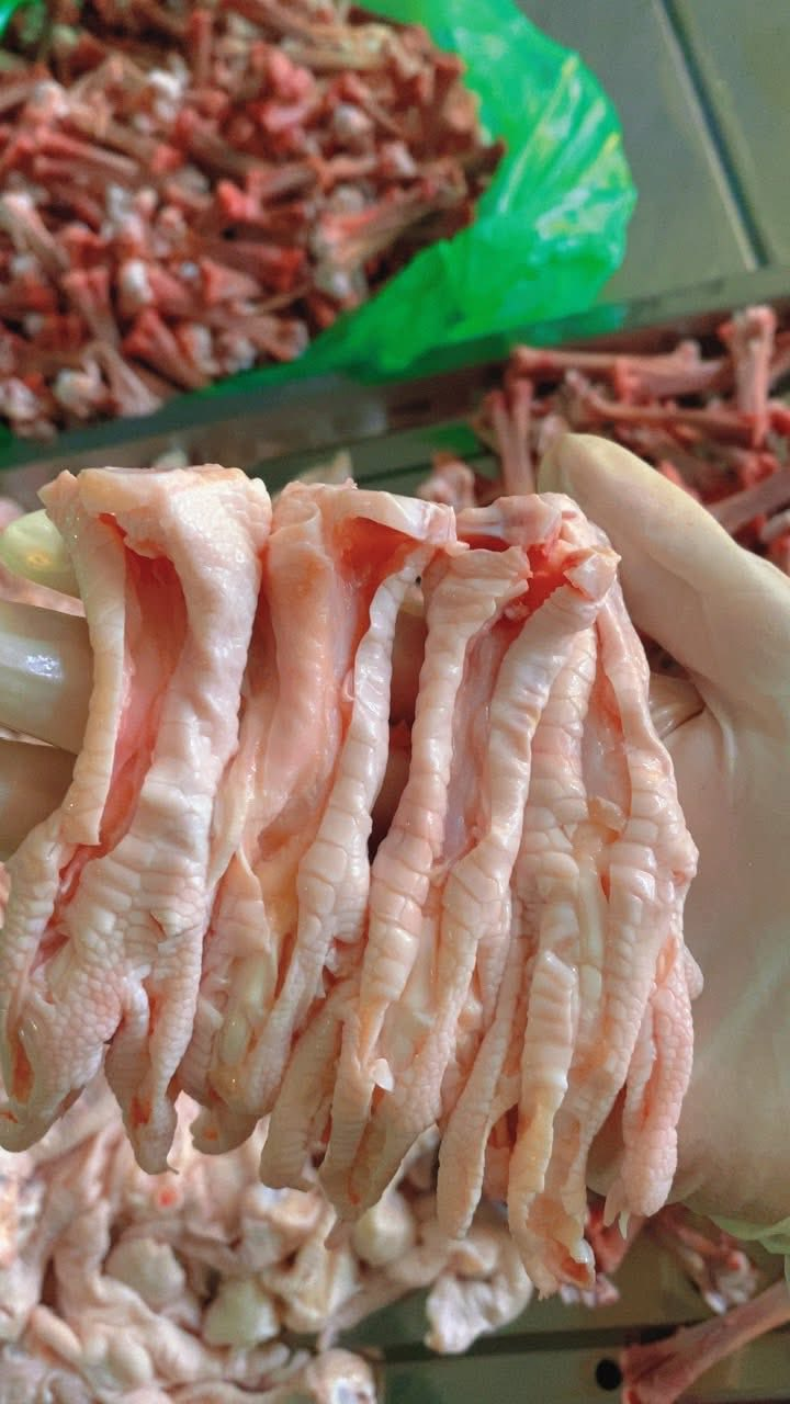 mua chân gà Gò Vấp, sỉ chân gà rút xương HCM, chân gà chưa tẩm ướp HCM.