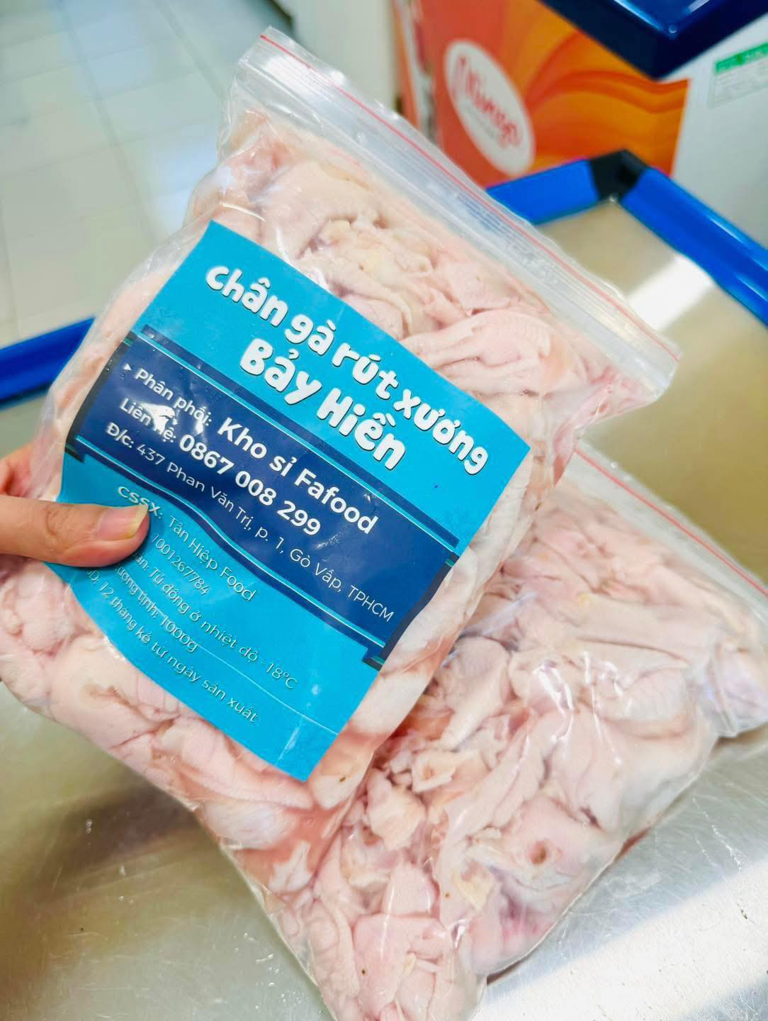 Chân gà rút xương xã Xuân Sơn, HCM, chân gà rút xương giá tốt HCM, chân gà rút xương đóng bịch 1kg, chân gà không xương tiện lợi, chân gà rút xương tươi mỗi ngày.